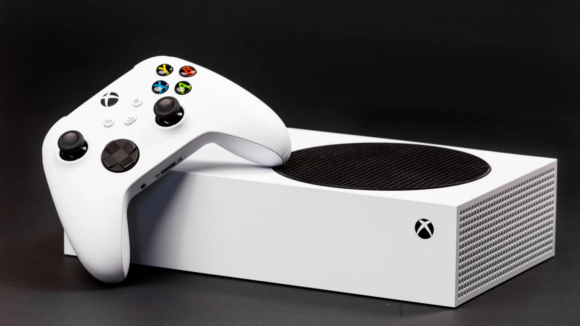 کنسول جمع‌وجور Xbox Series S سفید با حافظه ۵۱۲ گیگابایت